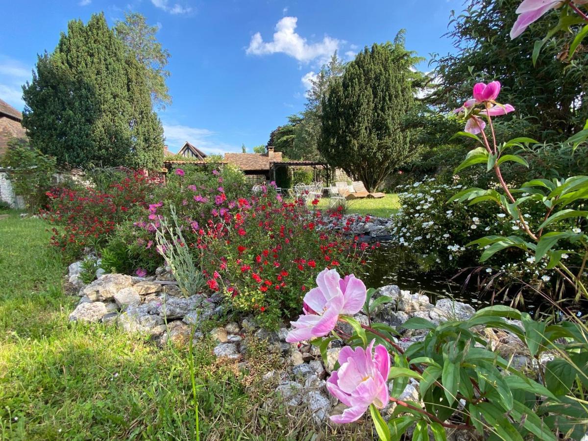 Une Vie En Rose Pressagny l'Orgueilleux Ngoại thất bức ảnh