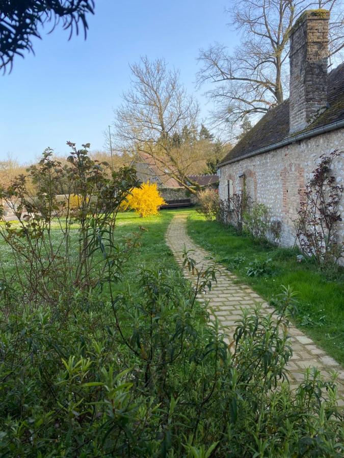 Une Vie En Rose Pressagny l'Orgueilleux Ngoại thất bức ảnh