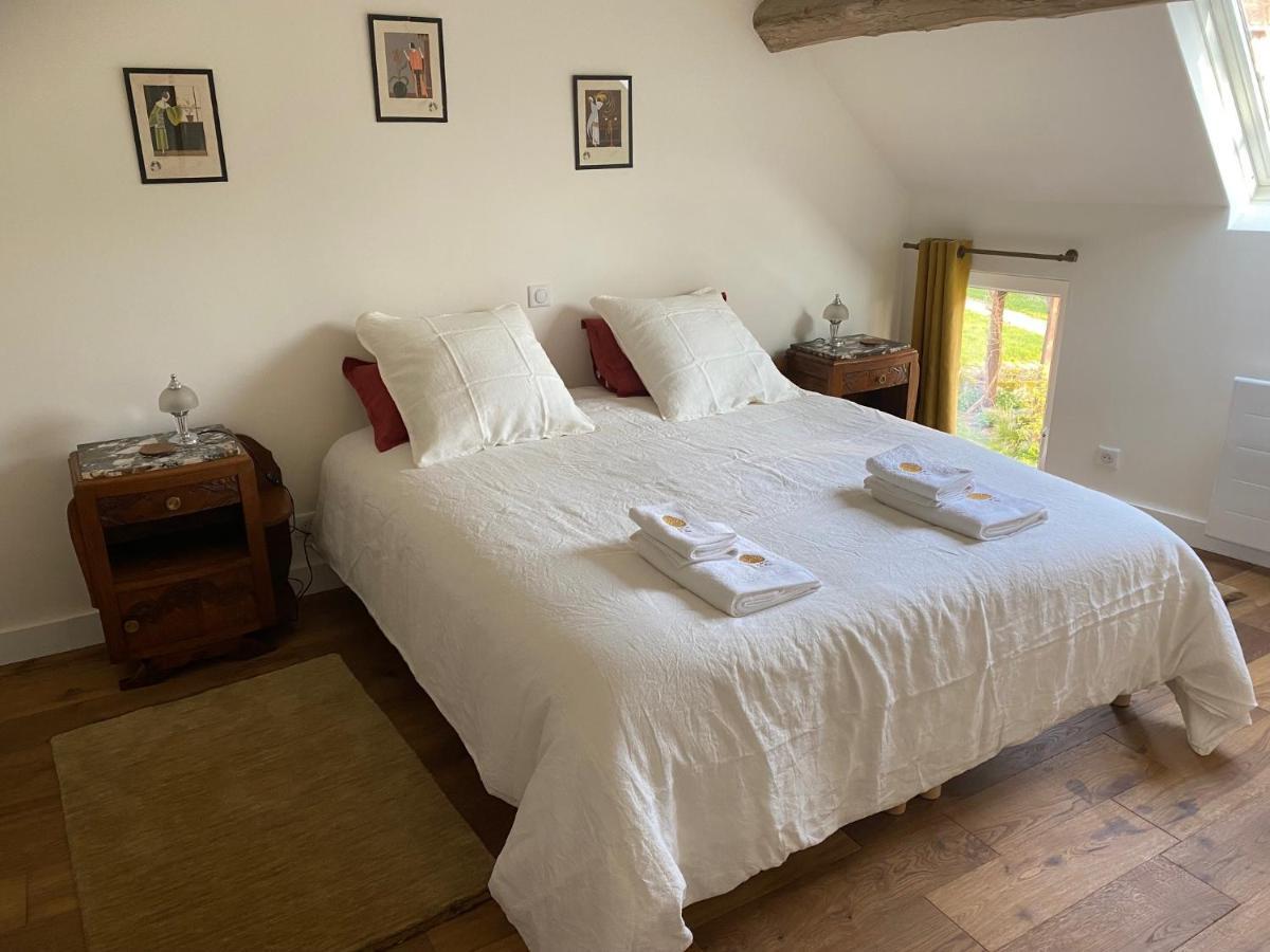 Une Vie En Rose Pressagny l'Orgueilleux Phòng bức ảnh