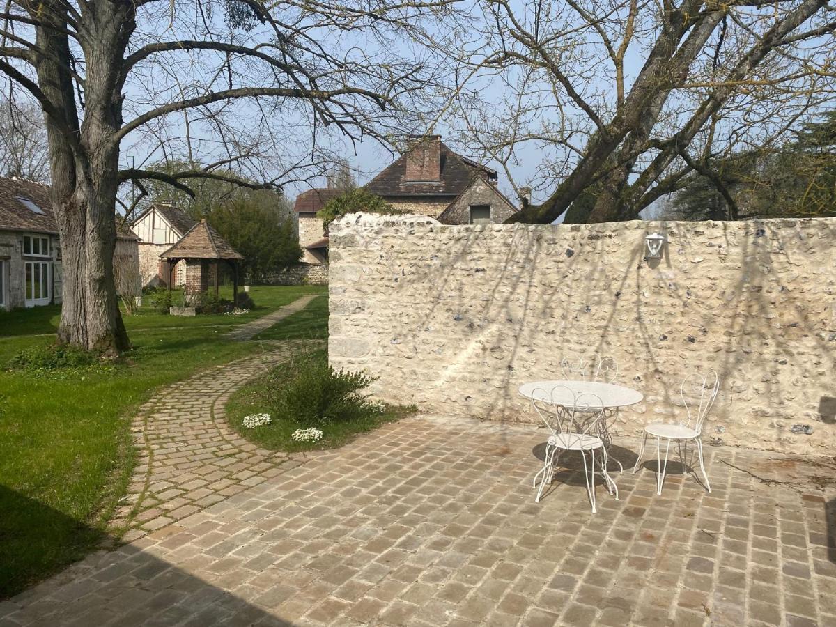 Une Vie En Rose Pressagny l'Orgueilleux Ngoại thất bức ảnh